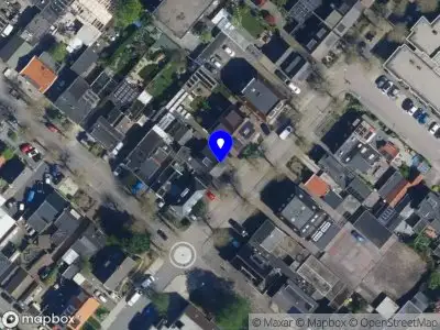 Ambulance met gepaste spoed naar de Pinksterbloemstraat in Nieuw-Vennep
