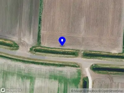 Brandweer met grote spoed naar de Verlengde Noordersloot in Klazienaveen vanwege middelgrote brand