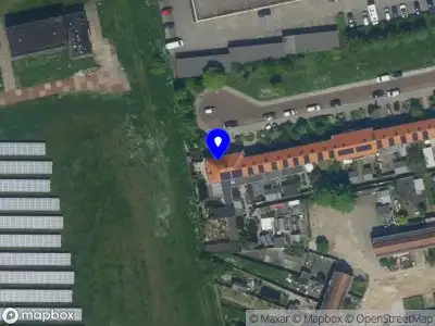Ambulance met grote spoed naar de Guldewagenplantsoen in Velsen-Noord