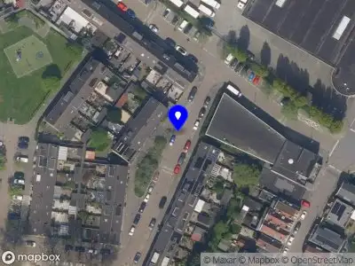 Politie naar de Merbaustraat in Rotterdam