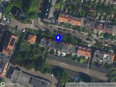 Ambulance met gepaste spoed naar de Koppestokstraat in Haarlem