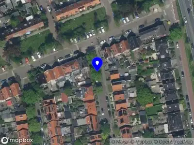 Brandweer met grote spoed naar de Seramstraat in Wormerveer vanwege afhijsen patient