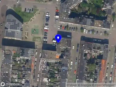 Ambulance met gepaste spoed naar de Van 't Hoffplein in Schiedam