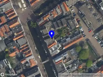 Ambulance met gepaste spoed naar de Congregatiehof in Delft