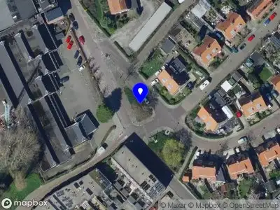 112 melding Brandweer met gepaste spoed naar de Groene Kruisstraat in Spijkenisse vanwege afgaan automatisch brandalarm