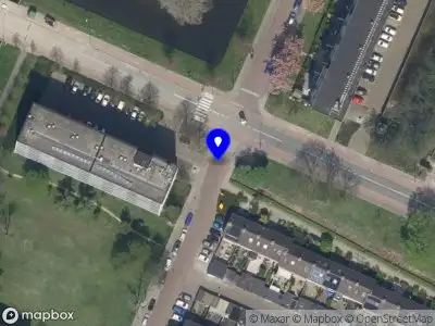 112 melding Ambulance met grote spoed naar de Laan van Nieuw Blankenburg in Rozenburg