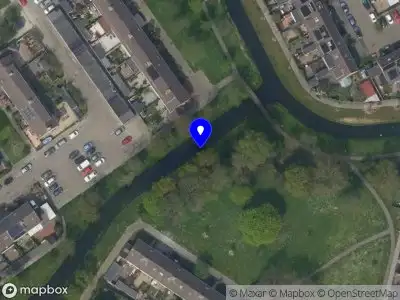 Brandweer en politie met grote spoed naar de Gootsehoek in Zwartewaal vanwege middelgrote brand
