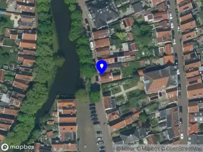 Ambulance met gepaste spoed naar de Matthijs Tinxgracht in Edam