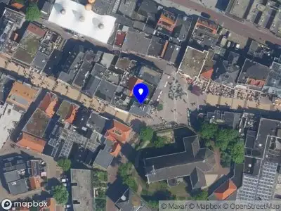 Ambulance met gepaste spoed naar de Kerkplein in Zandvoort