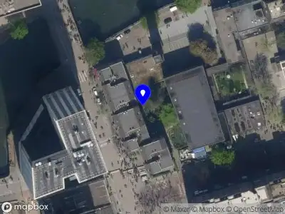 Ambulance met gepaste spoed naar de Hang in Rotterdam