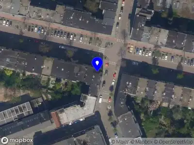 Ambulance met grote spoed naar de Willem Buytewechstraat in Rotterdam