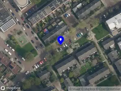 Ambulance met grote spoed naar de Javastraat in Delft