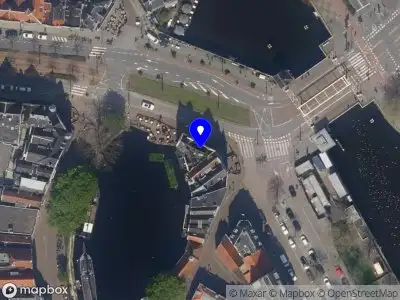 112 melding Ambulance met gepaste spoed naar de Havenstraat in Rotterdam