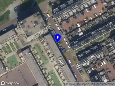 Ambulance met gepaste spoed naar de Petuniastraat in Vlaardingen