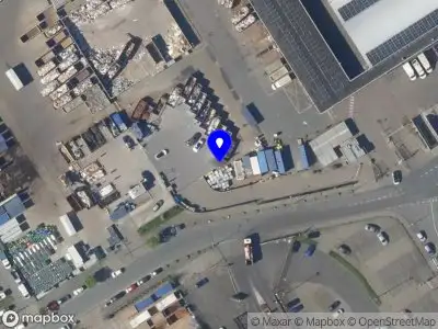 Brandweer met gepaste spoed naar de Plutostraat in 's-Gravenhage vanwege voertuigbrand