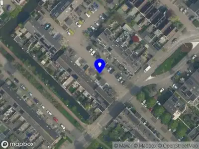 Ambulance met grote spoed naar de Meerkoethof in Moordrecht