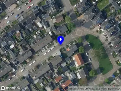 Ambulance met grote spoed naar de Ariën Schoutenstraat in De Goorn