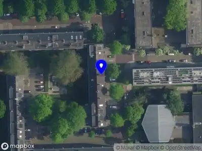 Ambulance met gepaste spoed naar de Valkenstein in Amsterdam