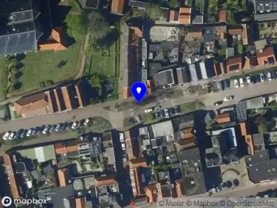 Ambulance met grote spoed naar de Breedstraat in Medemblik