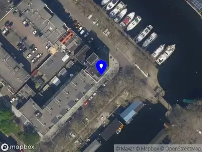 Ambulance met grote spoed naar de Westerkade in Schiedam