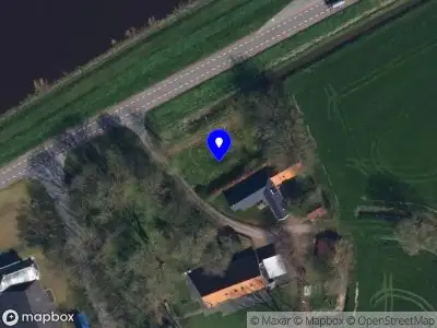 Brandweer met grote spoed naar de Eemskanaal Zz in Overschild vanwege gebouwbrand
