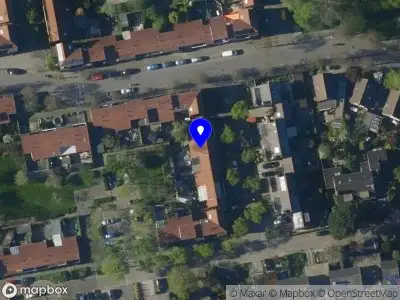 Ambulance met gepaste spoed naar de Tjalkstraat in Alkmaar