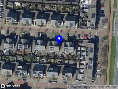 Ambulance met grote spoed naar de Kröllerhaven in Barendrecht