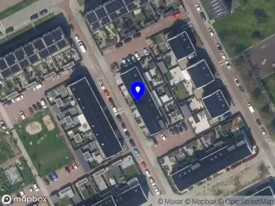 Ambulance met grote spoed naar de Van Kinsbergenstraat in Rotterdam