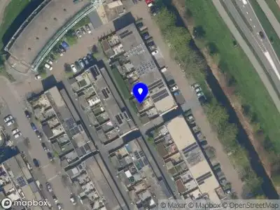 Ambulance met grote spoed naar de Watermolen in Maassluis