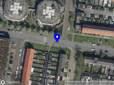 Brandweer met gepaste spoed naar de Lelystraat in Breda vanwege een liftopsluiting