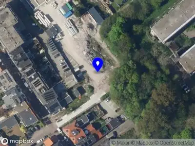 Ambulance met grote spoed naar de Leidsekade in Leidschendam