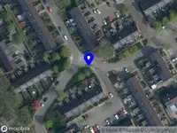 Brandweer met gepaste spoed naar de Fivelingostraat in Assen