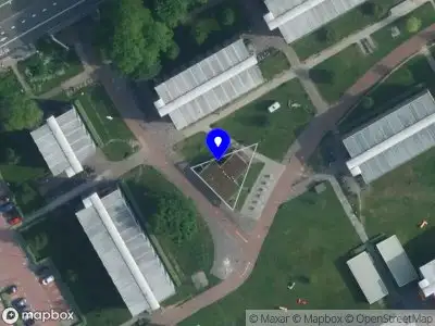 Brandweer met gepaste spoed naar de Dennenrodepad in Amsterdam