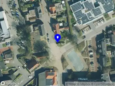 Brandweer met grote spoed naar de Bedrijvenweg in Neede