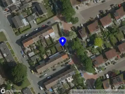 Brandweer met gepaste spoed naar de Columbusstraat in Heerlen vanwege een buitenbrand