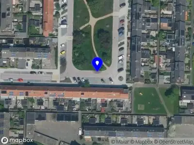 Ambulance met grote spoed naar de Pierebaan in Monnickendam