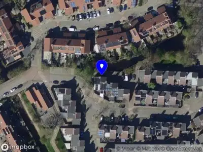 Brandweer met grote spoed naar de De Eik in Hellevoetsluis vanwege gebouwbrand