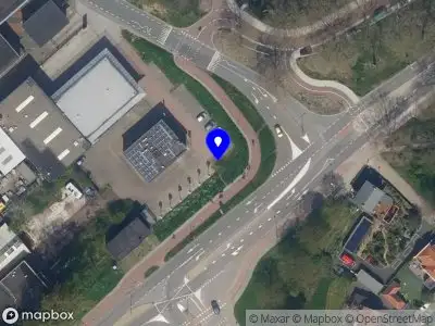 Traumahelikopter met grote spoed naar de Lekdijk in Krimpen aan den IJssel