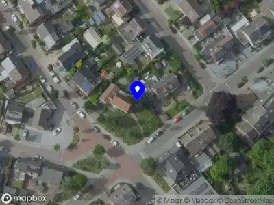 Ambulance met grote spoed naar de Julianalaan in Roermond