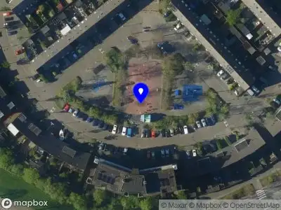 Ambulance met grote spoed naar de Johan Huizingastraat in Alkmaar