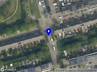 Ambulance met gepaste spoed naar de Libanonstraat in Delft