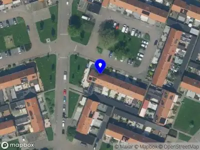 Brandweer met grote spoed naar de Volgervennenplein in Volendam vanwege waarnemen gaslucht