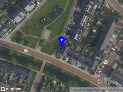 Ambulance met grote spoed naar de Ambachtssingel in Zevenhuizen