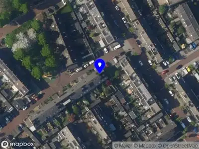 Ambulance met grote spoed naar de Engelandstraat in Alphen aan den Rijn