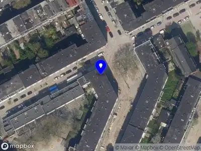 Ambulance met grote spoed naar de Taandersstraat in Rotterdam