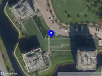 Ambulance met gepaste spoed naar de Drevenpark in Vlaardingen