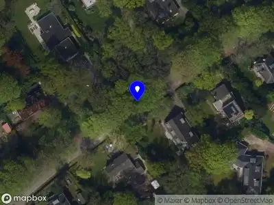 Ambulance met grote spoed naar de Bontiuslaan in Wassenaar