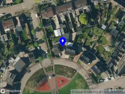 Brandweer met grote spoed naar de Cob Balkplein in Cothen vanwege reanimatie