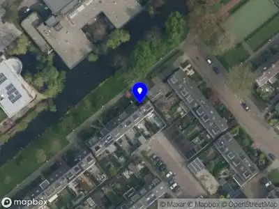 Ambulance met gepaste spoed naar de Weigelialaan in Gouda