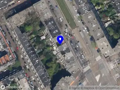 Ambulance met grote spoed naar de Schieweg in Rotterdam